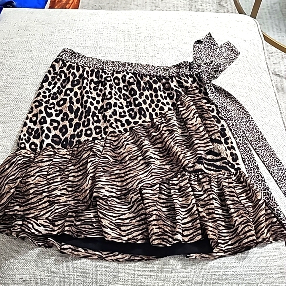 Michael Kors Animal‎ Print Flared out Skirt brown black size small nwot